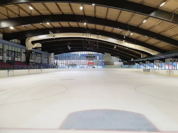 Patinoire d'Amnéville (57) : patinoire, aire de jeu éclairée par Speqtris (photo 1 sur 3)